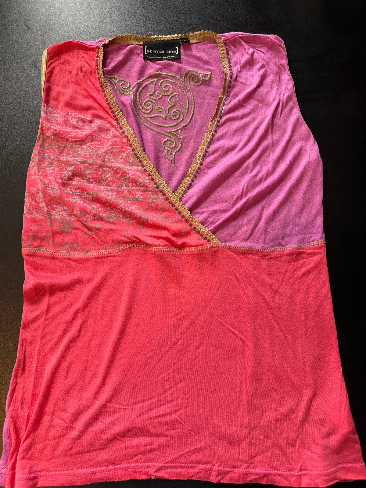 St-Martins top, maat s, roze/rood, zo goed als nieuw, Kleding | Dames, Ophalen of Verzenden, Zo goed als nieuw, Roze, Maat 36 (S)