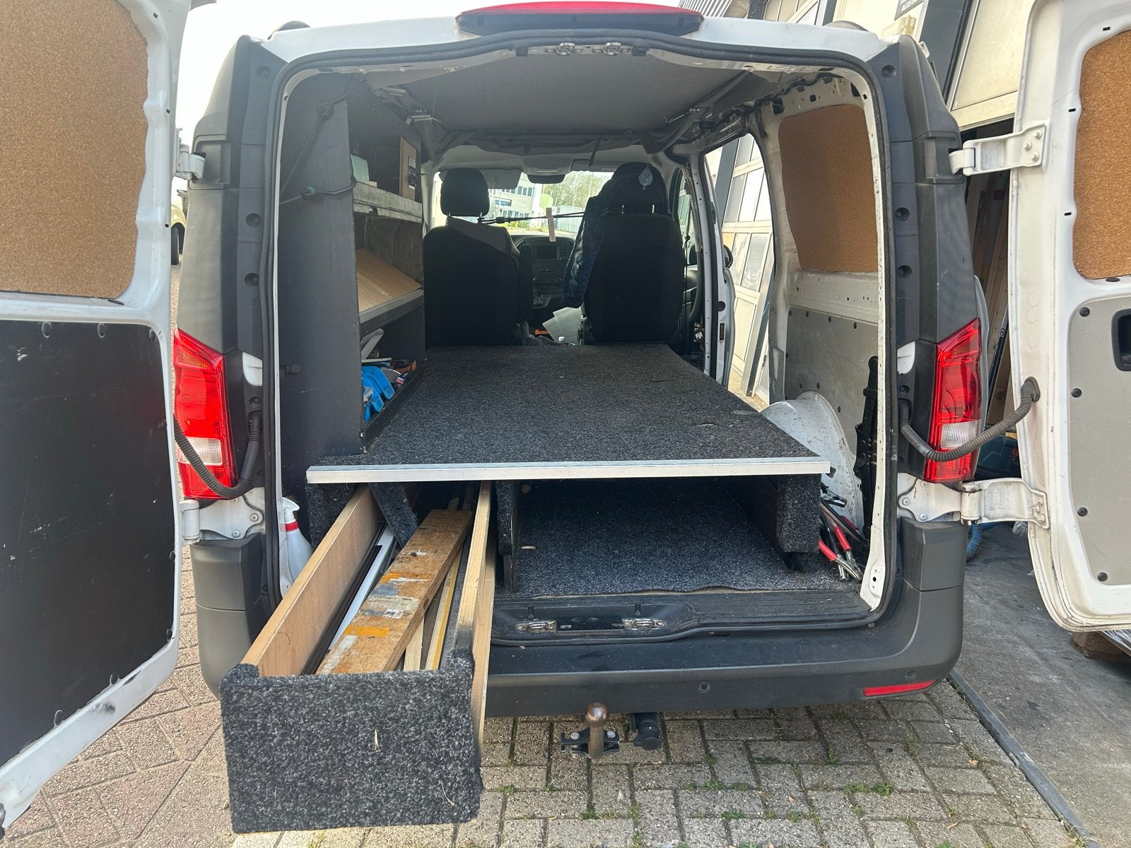 Verhoogde vloer met opbergruimte voor bestelbus, Ophalen of Verzenden