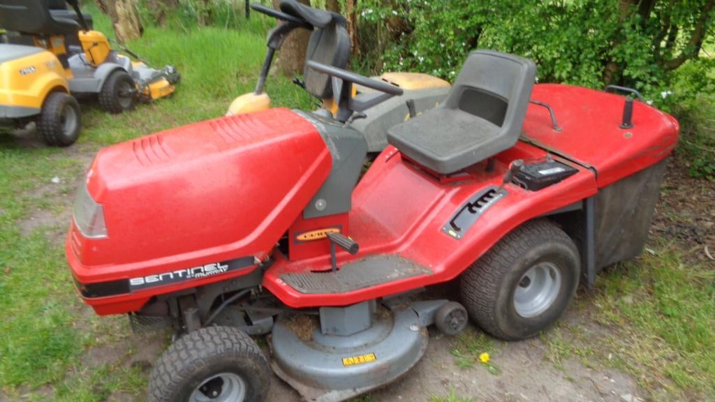 wegens inruil 2 x zitmaaier staat onbekend, Tuin en Terras, Zitmaaiers, Ophalen, Gebruikt, Versnellingen, Nederland
