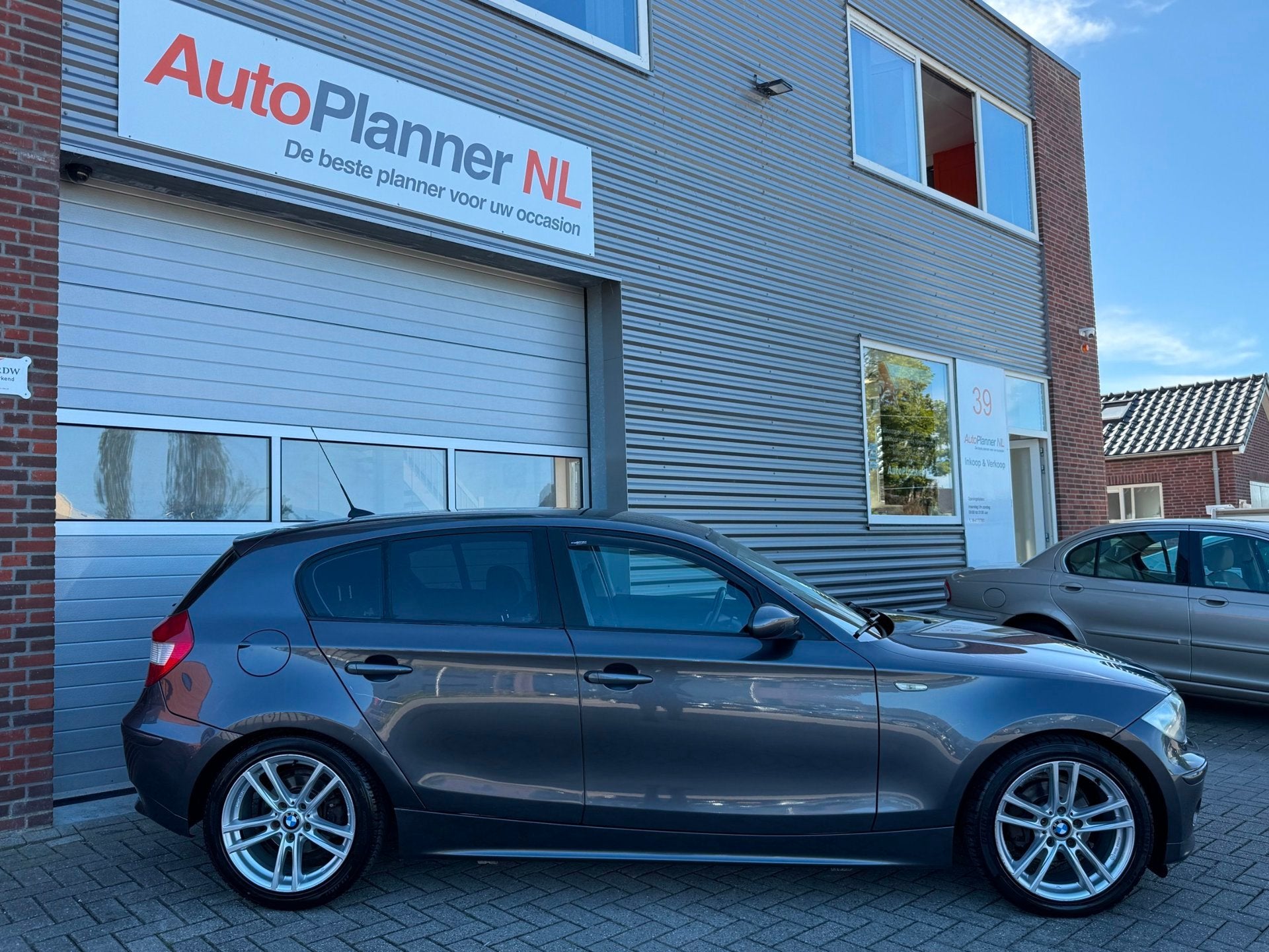 BMW 1-serie 118i! 5-Deurs! Clima! Nieuwe APK!, 1-Serie, Achterwielaandrijving, 4 cilinders, 129 pk