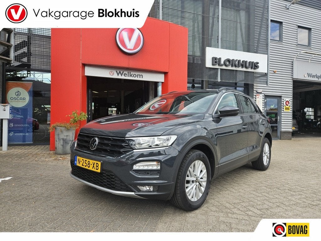 Volkswagen T-Roc 1.5 TSI 150pk Style A/T | Carplay | PDC V+A, Auto's, Volkswagen, 12 maanden, Stof, 4 cilinders, Bedrijf