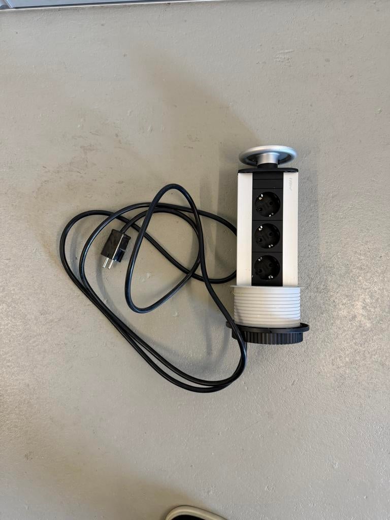 Te koop Evoline 3 voudig stopcontact, Ophalen of Verzenden, Zo goed als nieuw, Overige typen