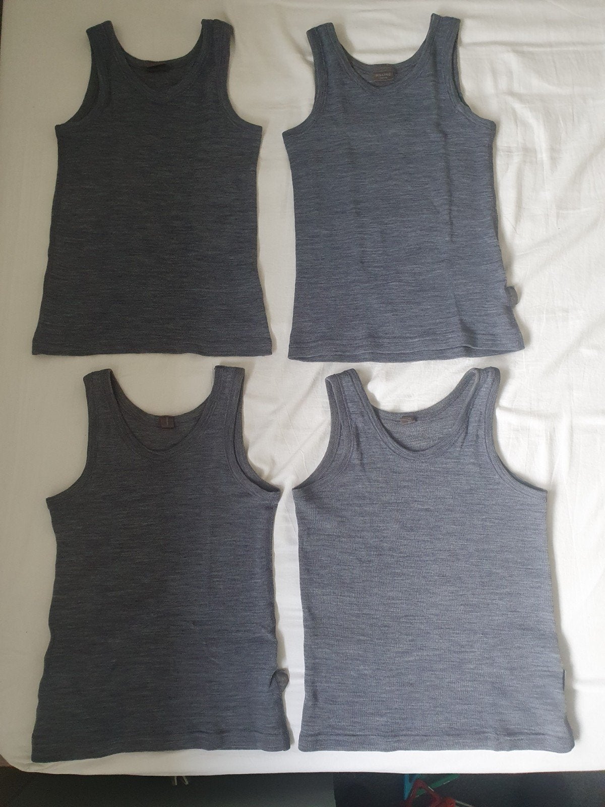 Dilling tanktop 122-128, Ophalen of Verzenden, Zo goed als nieuw, Jongen, Nacht- of Onderkleding