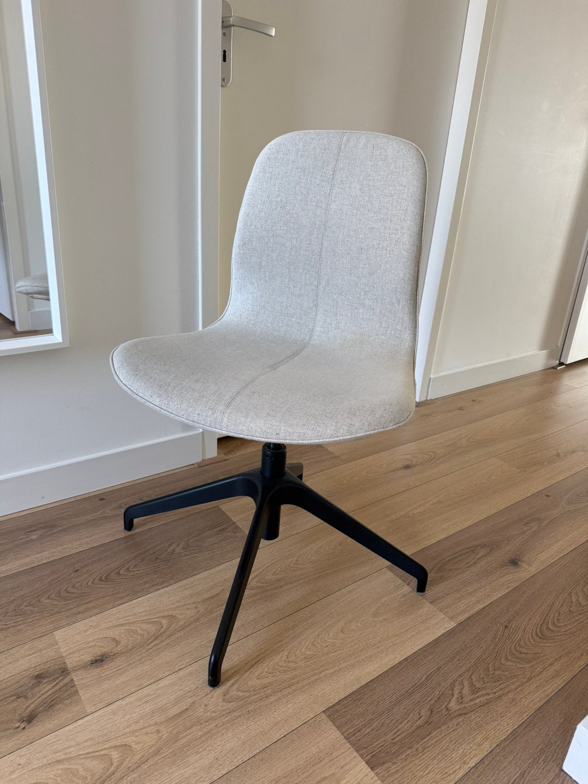 Ikea bureaustoel, Ophalen, Zo goed als nieuw, Eén, Stof