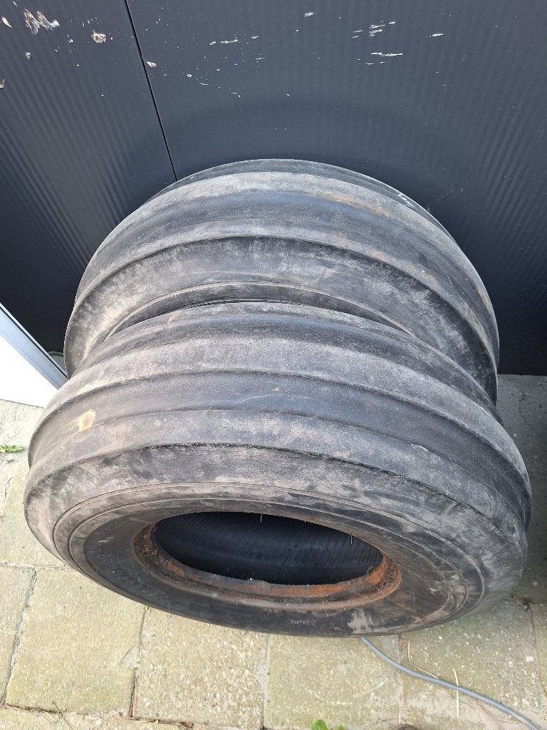 10.00r16 banden, Ophalen