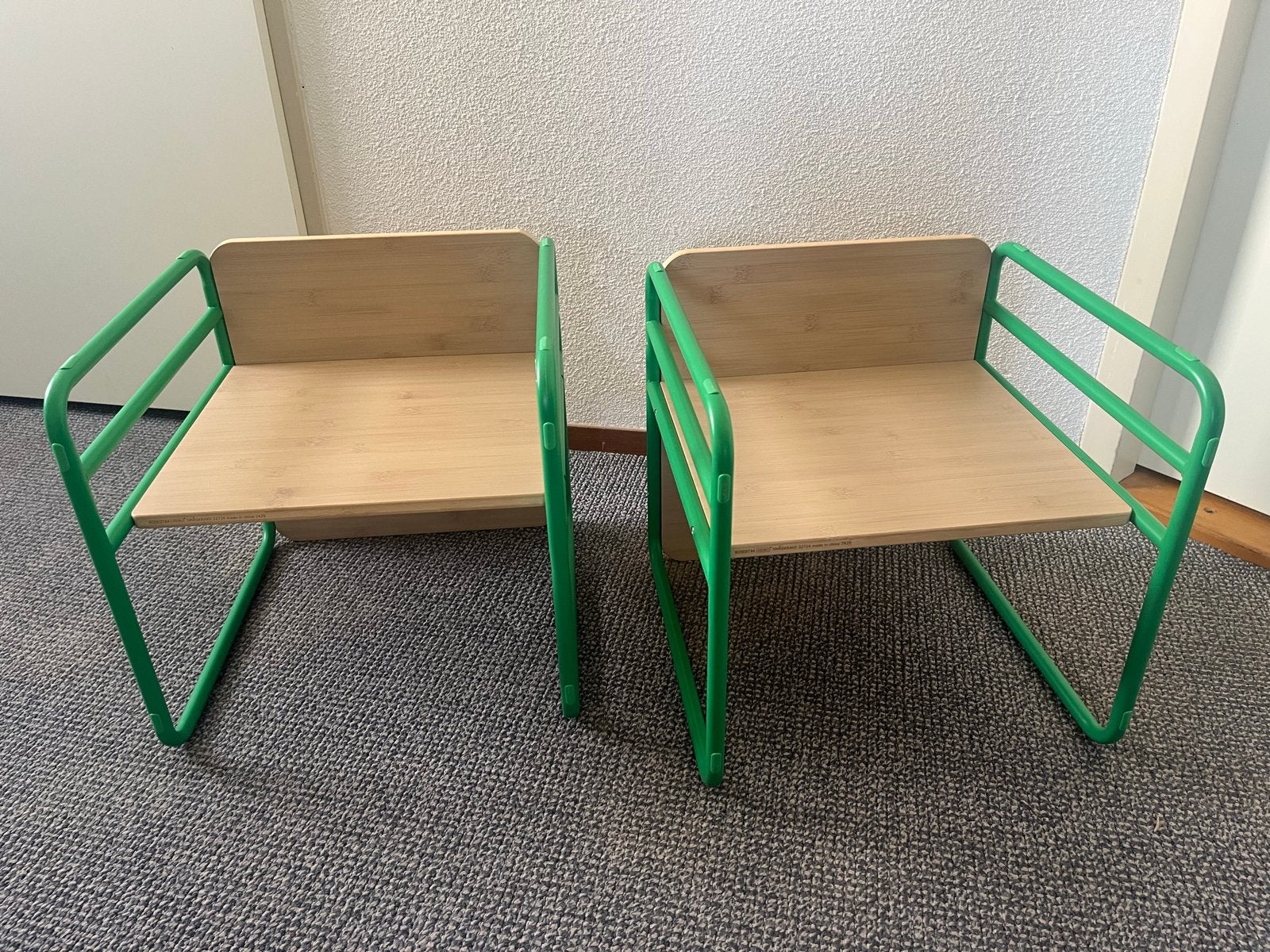 2x IKEA SMÅSKRAKE Kinderstoel Groen/Bamboe, Ophalen, Zo goed als nieuw, Stoel(en)