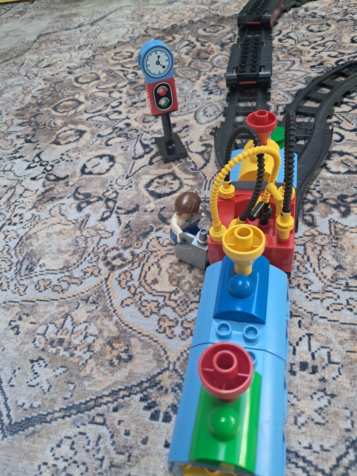 MEGA rails met diverse treinen. IN PRIJS VERLAAGD!, Ophalen of Verzenden, Zo goed als nieuw