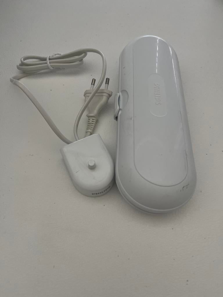 Philips Sonicare oplader en reisetui, Ophalen of Verzenden, Zo goed als nieuw