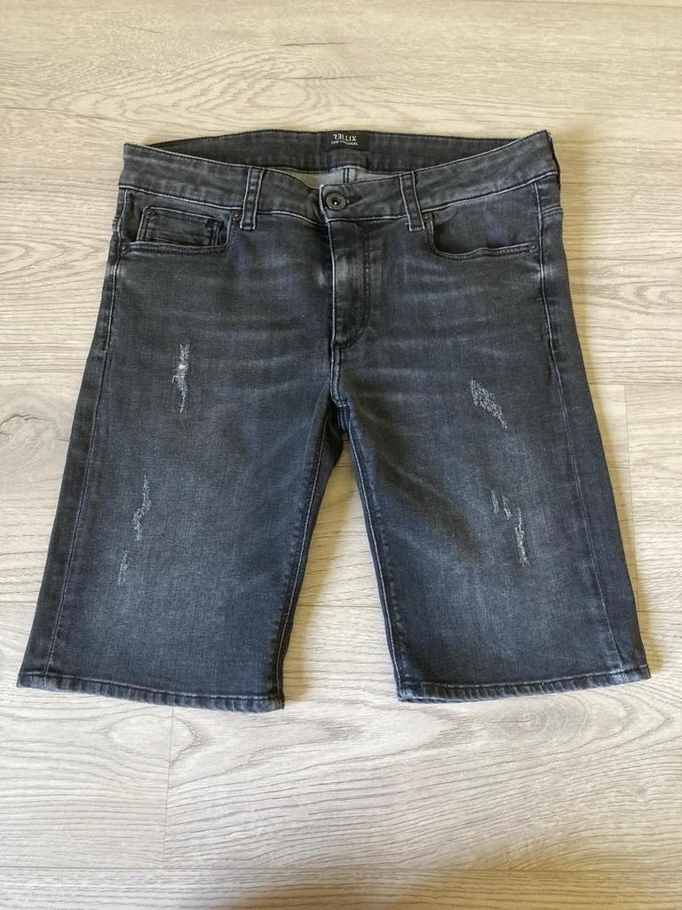 Korte broek Rellix maat 176, zo goed als nieuw, Ophalen of Verzenden, Zo goed als nieuw, Jongen, Broek