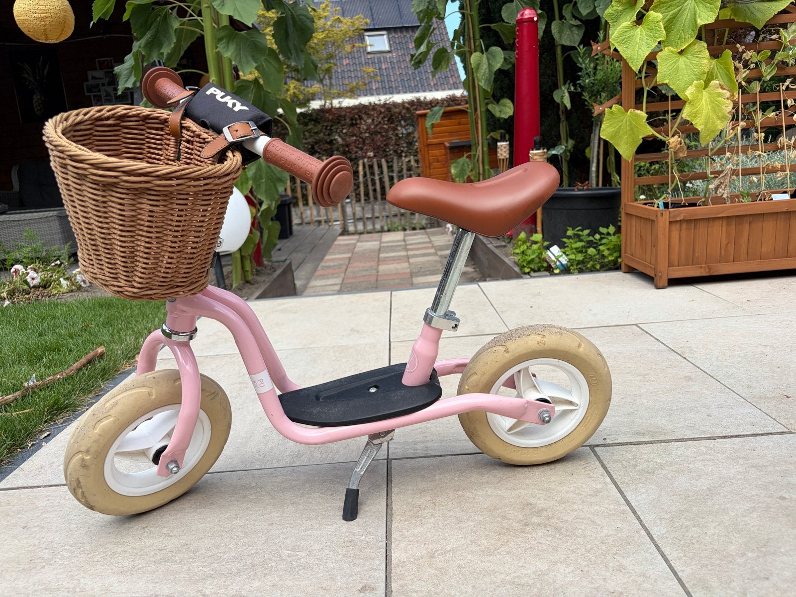Puky loopfiets roze met mandje, Ophalen, Gebruikt, Loopfiets