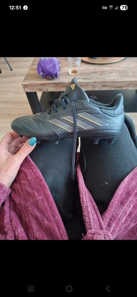 Adidas voetbalschoenen maat 40 2/3, Ophalen of Verzenden