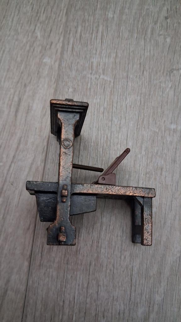 Vintage Playme puntenslijper, Made in Spain, Ref. 970, Antiek en Kunst, Ophalen of Verzenden