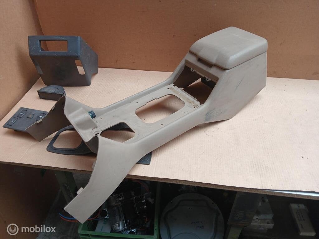 Middenconsole Land Rover Discovery II 2 schakelpook cubbybox, Land Rover, Ophalen of Verzenden, Gebruikt, Land Rover