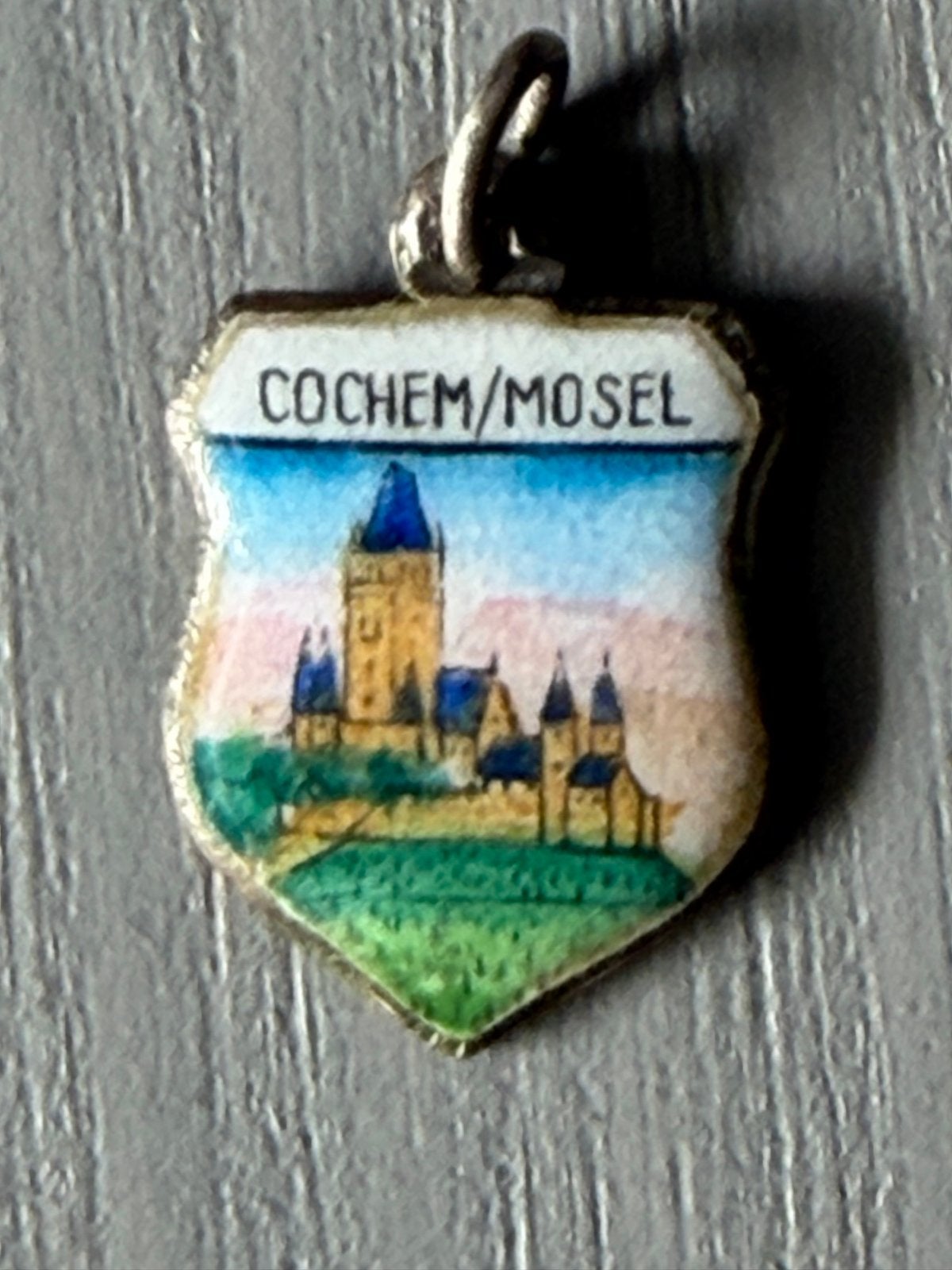 Antieke zilveren bedel Cochem/Mosel - Emaille schildje, Overige merken, Gebruikt, Verzenden, 1 bedel
