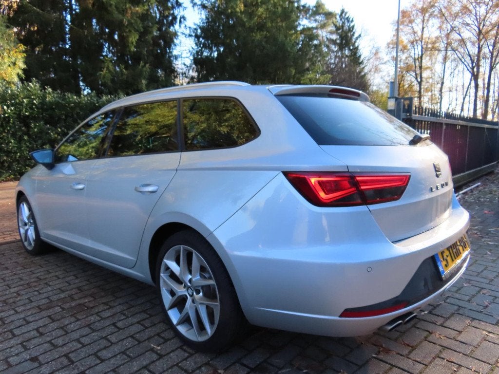 Seat Leon ST 1.8 TSI FR Business AUTOMAAT, 1272 kg, Gebruikt, 4 cilinders, Leon