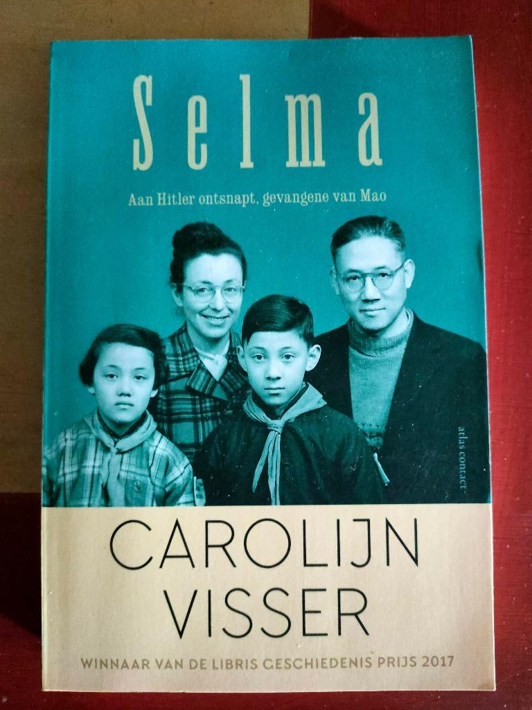 Selma a Hitler ontsnapt / Dodenherdenking / Carolijn Visser, Ophalen of Verzenden, Zo goed als nieuw, Carolijn Visser, Nederland
