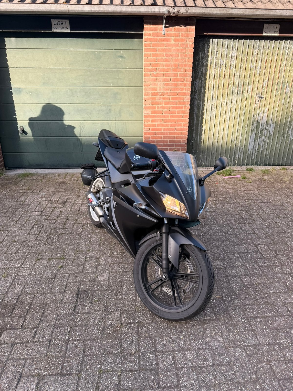 Yamaha YZF R125 A1 Quadlock