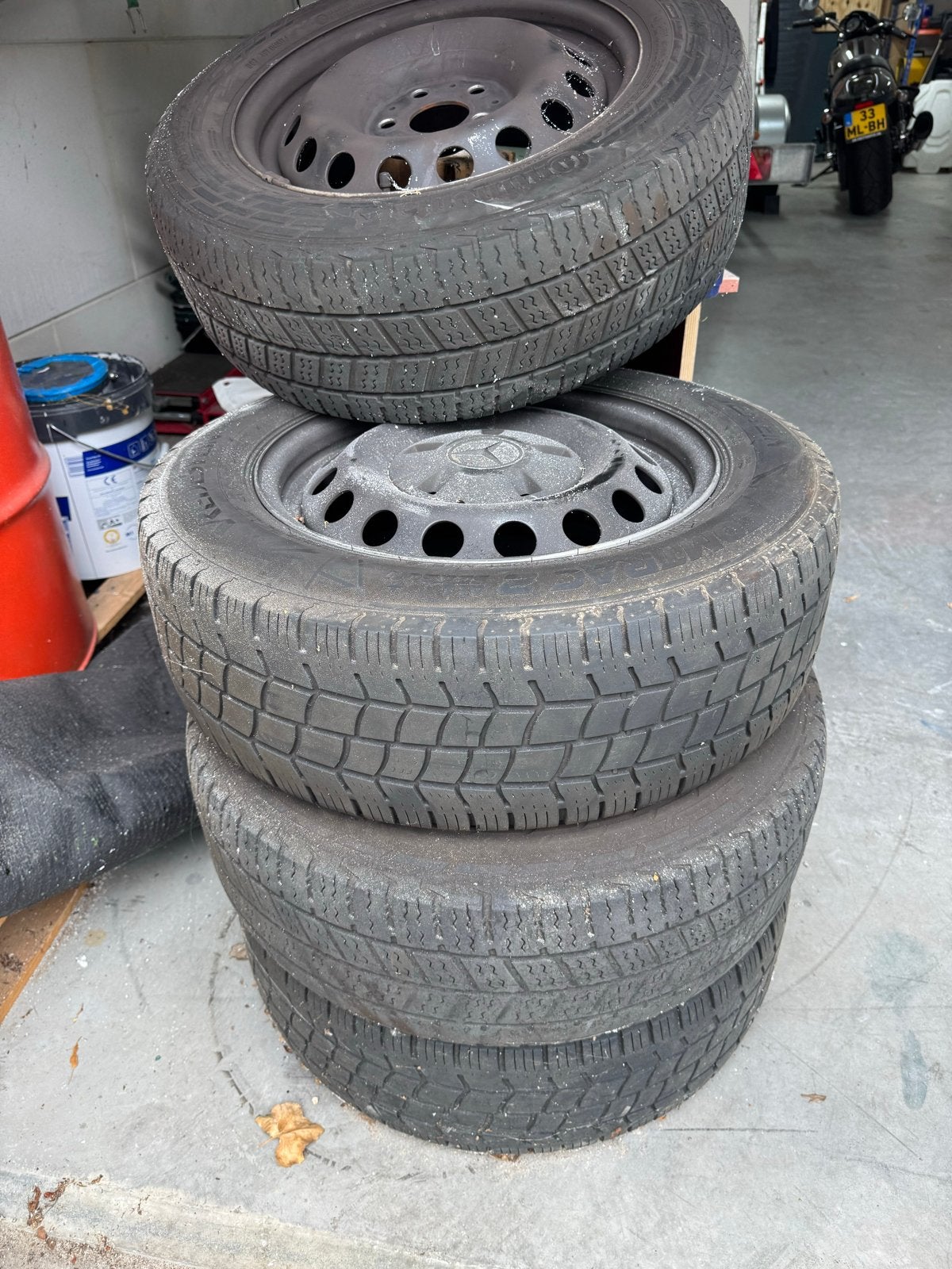 Continental All Season banden op velg voor Mercedes Vito, Auto-onderdelen, Banden en Velgen, Ophalen, 16 inch, Banden en Velgen