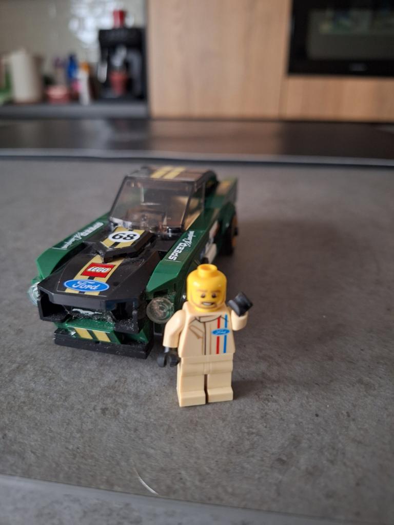 Lego Speed champions 75884 Ford Mustang, Kinderen en Baby's, Speelgoed | Duplo en Lego, Ophalen of Verzenden, Zo goed als nieuw