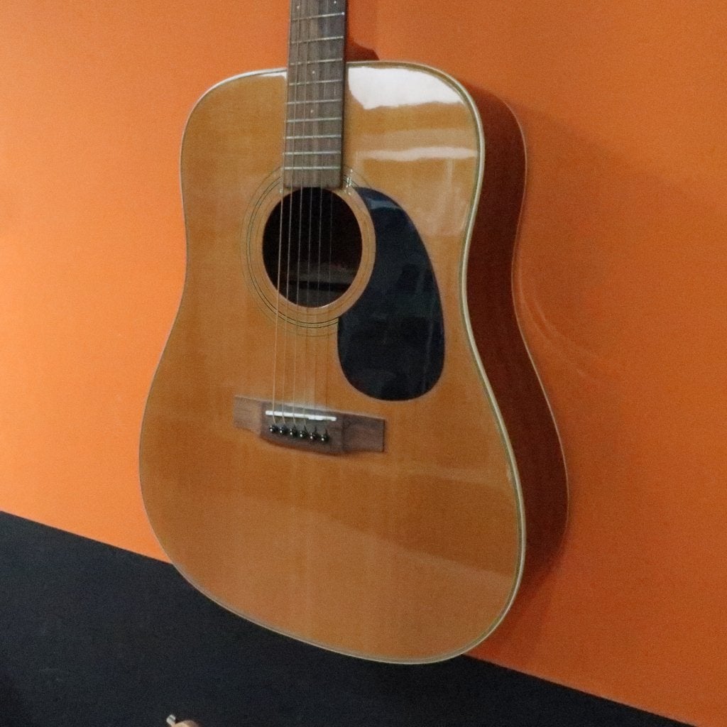 Richwood RD40 Western Gitaar | In Nette Staat, Richwood, Zo goed als nieuw, Support@richwood.com, Richwood Industries, 1001 E. 10th Street
Richmond, IN 47374
USA