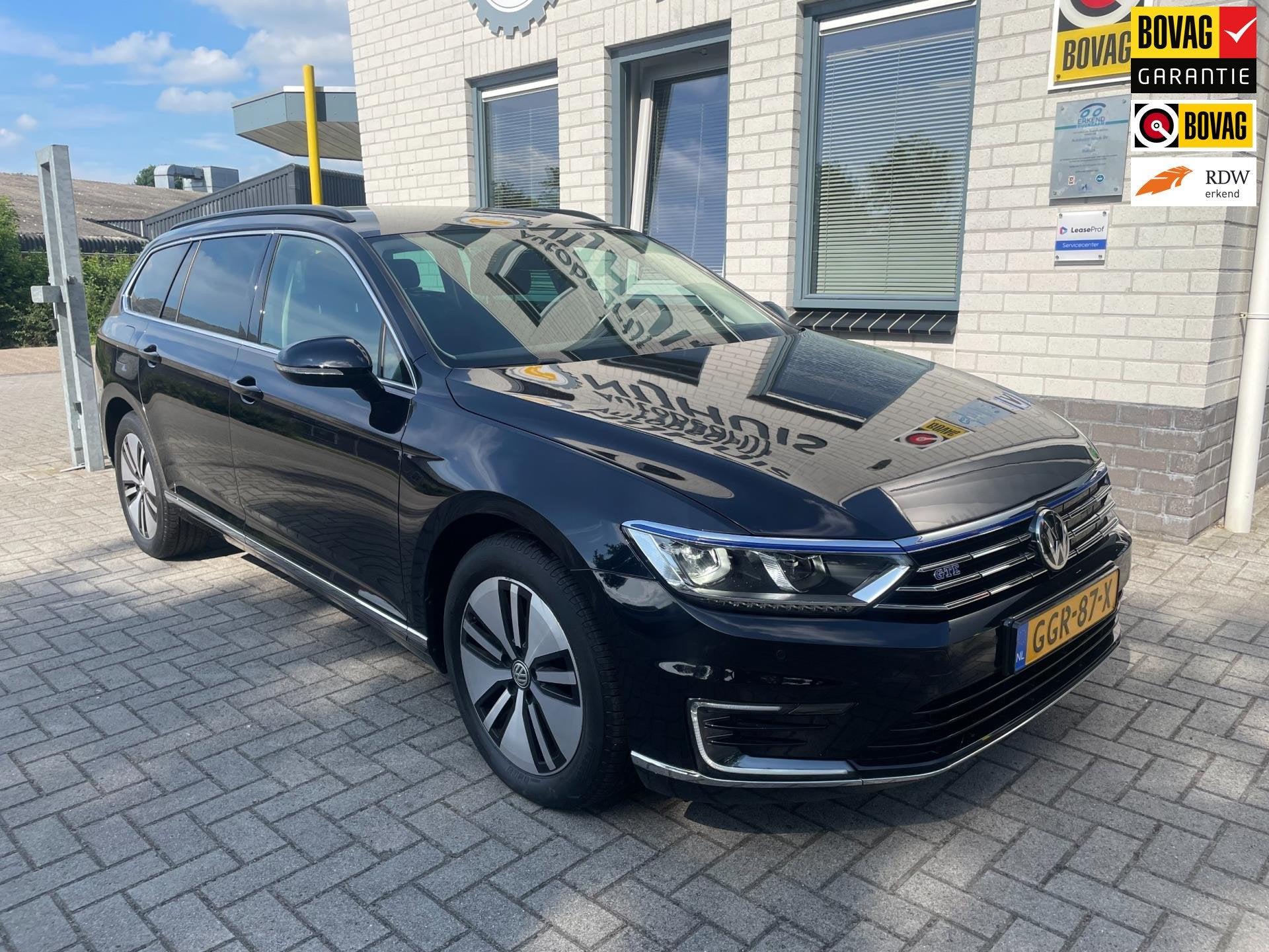 Volkswagen Passat Variant 1.4 TSI GTE / Automaat / Carplay /, Auto's, Stof, Gebruikt, Zwart, Hybride Elektrisch/Benzine