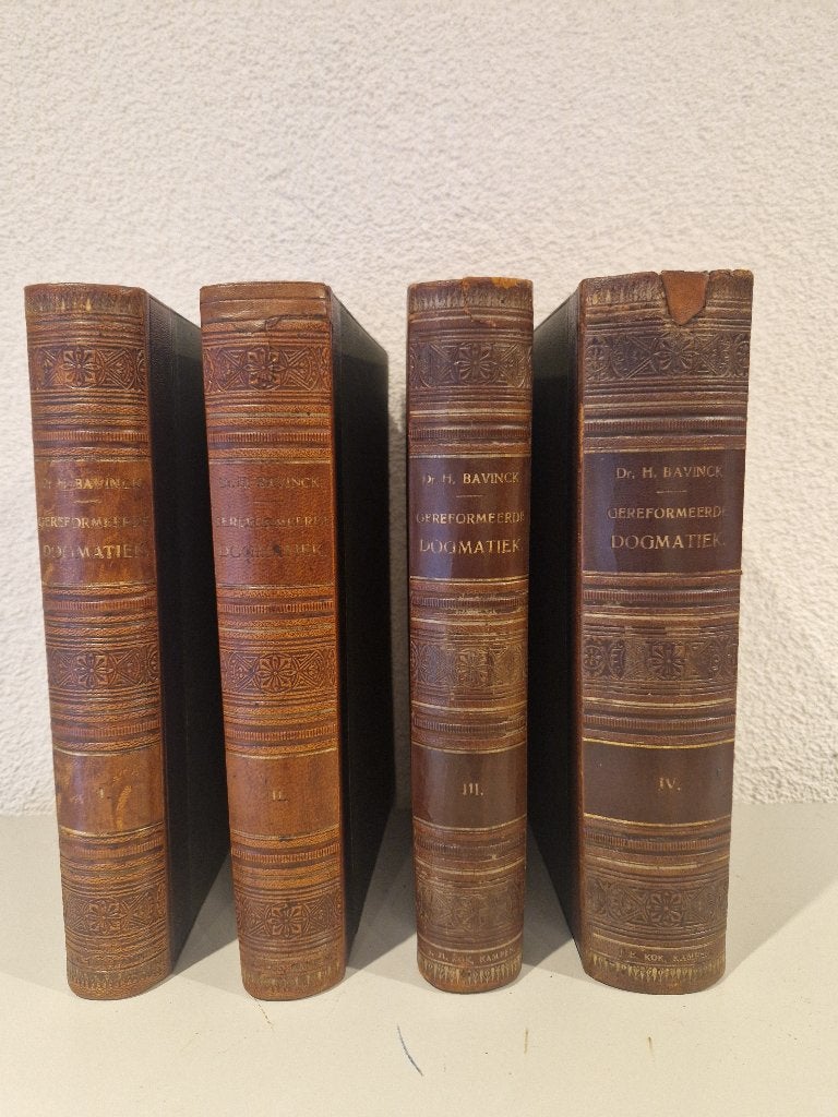 Herman Bavinck – Gereformeerde Dogmatiek - 1906–1911, Ophalen of Verzenden, Gelezen