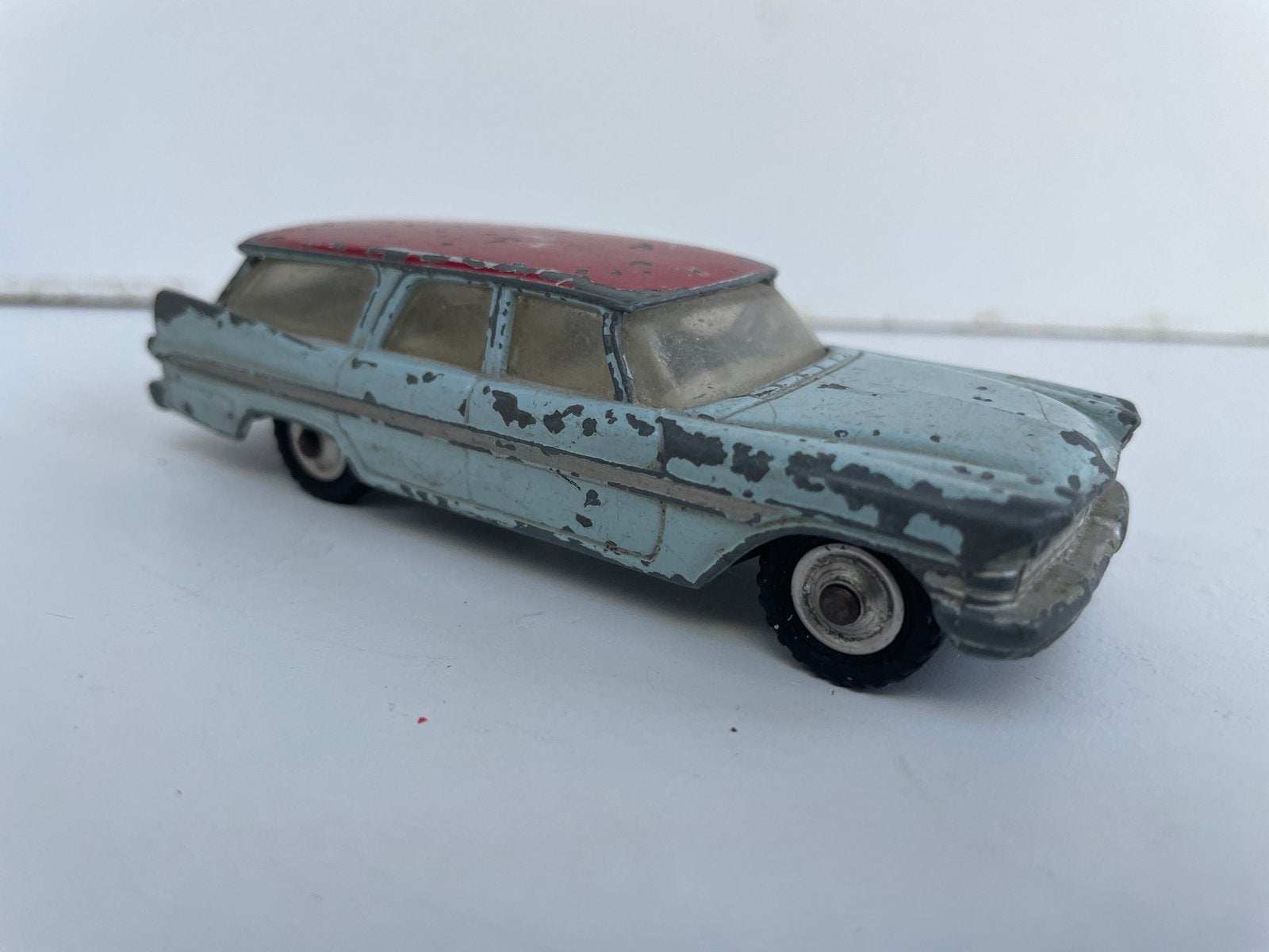 Corgi Toys Plymouth Sports Suburban - Vintage Modelauto, Ophalen of Verzenden, Gebruikt, Auto, Overige merken