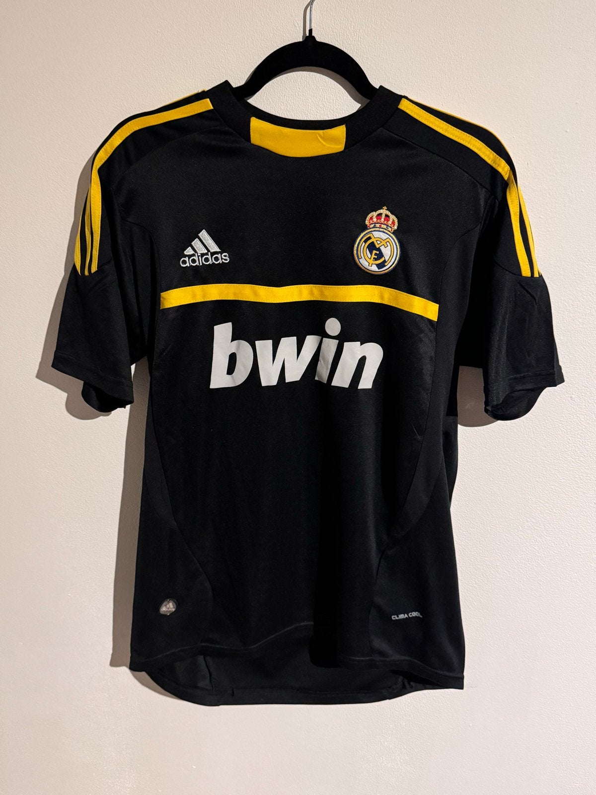 Adidas Real Madrid Casillas shirt - Maat XL (valt als M), Ophalen of Verzenden, Gedragen, Maat 38/40 (M), Zwart
