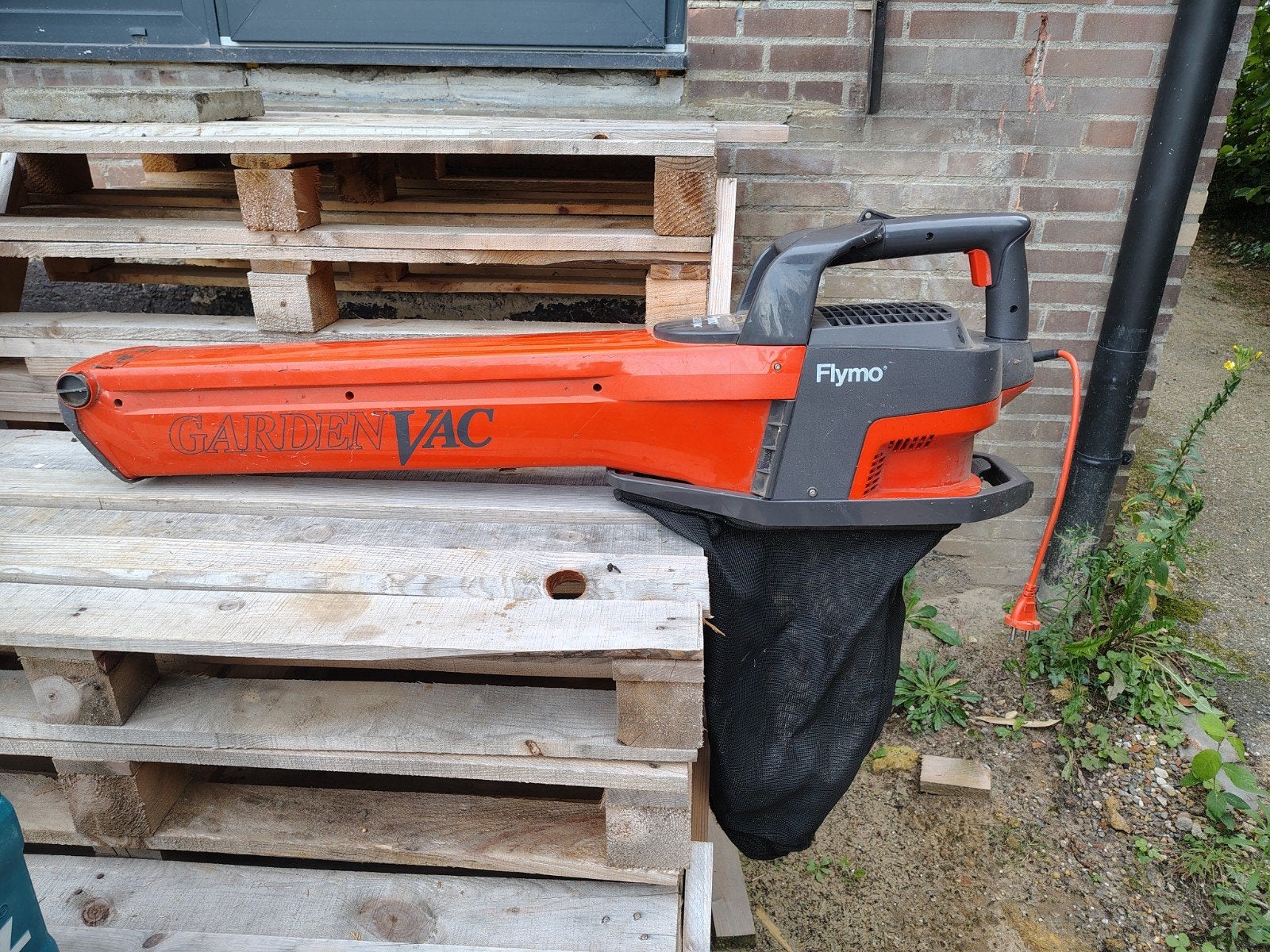 Flymo GardenVac Bladblazer/Bladzuiger met Opvangzak, Ophalen, Gebruikt, Met opvangzak, Handgedragen