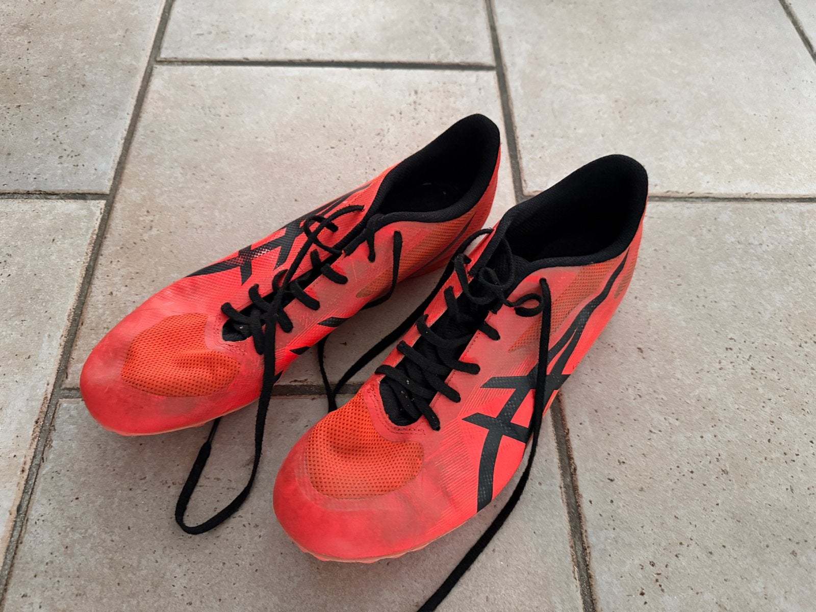 Asics Hyper MD spikes - maat 45 - middellange afstand, Gebruikt, Ophalen of Verzenden, Spikes, Hardlopen