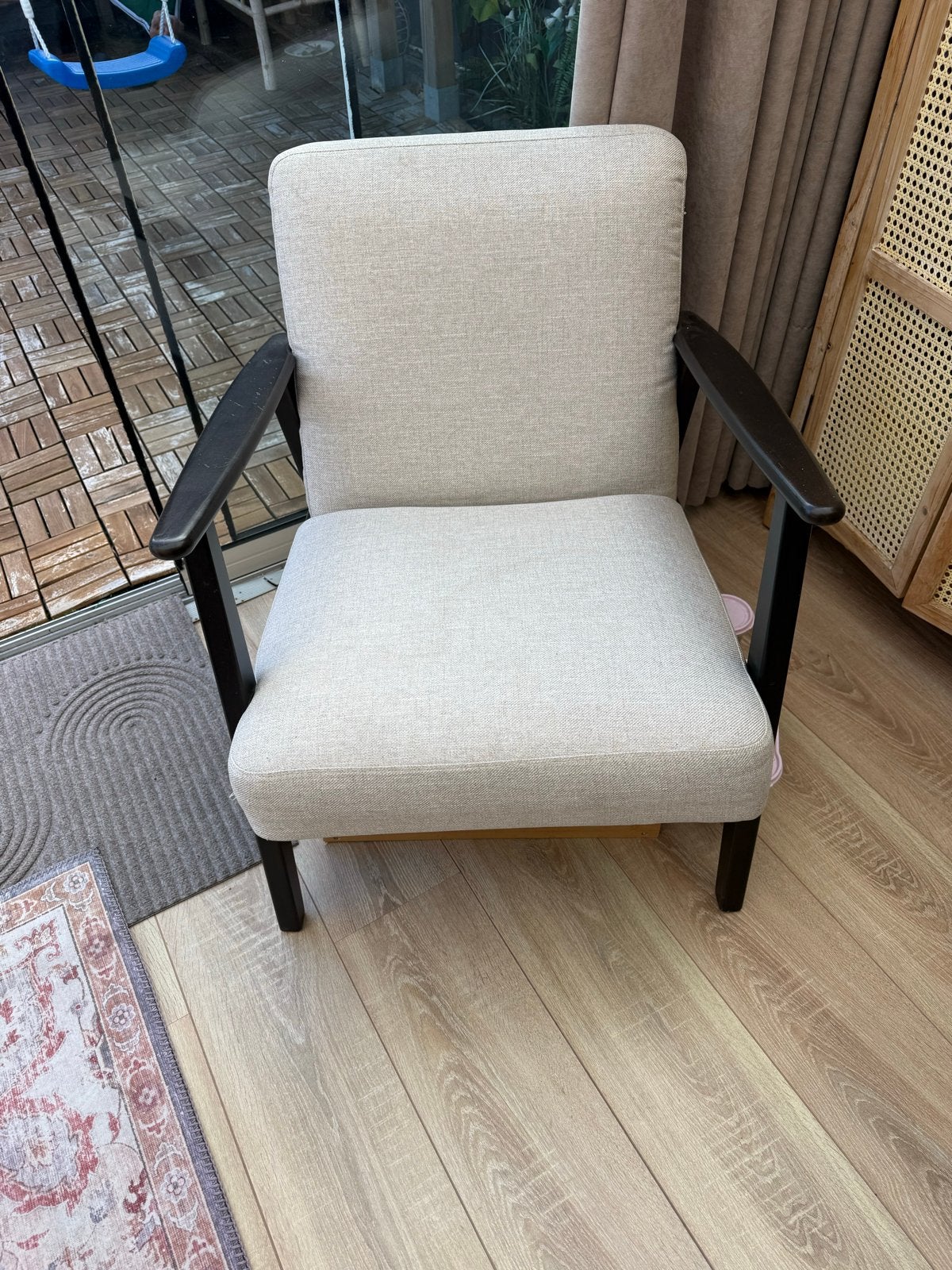 Comfortabele chill stoel met lichte beschadiging achterkant, Gebruikt, Overige kleuren, Ophalen of Verzenden, Eén