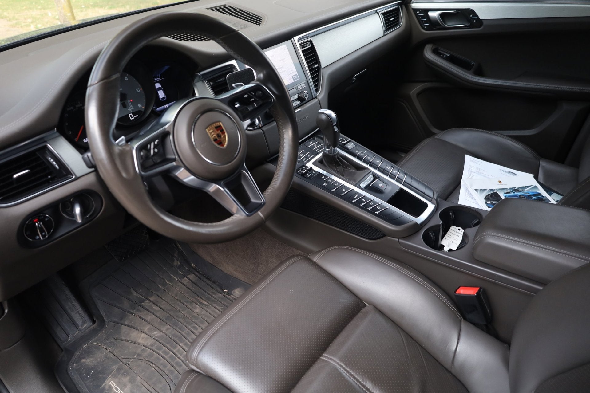 Porsche Macan 3.0 D S Aut. | Lederen Dash. | Luchtvering | A, Auto's, Automaat, Dealer onderhouden, Gebruikt, Euro 6