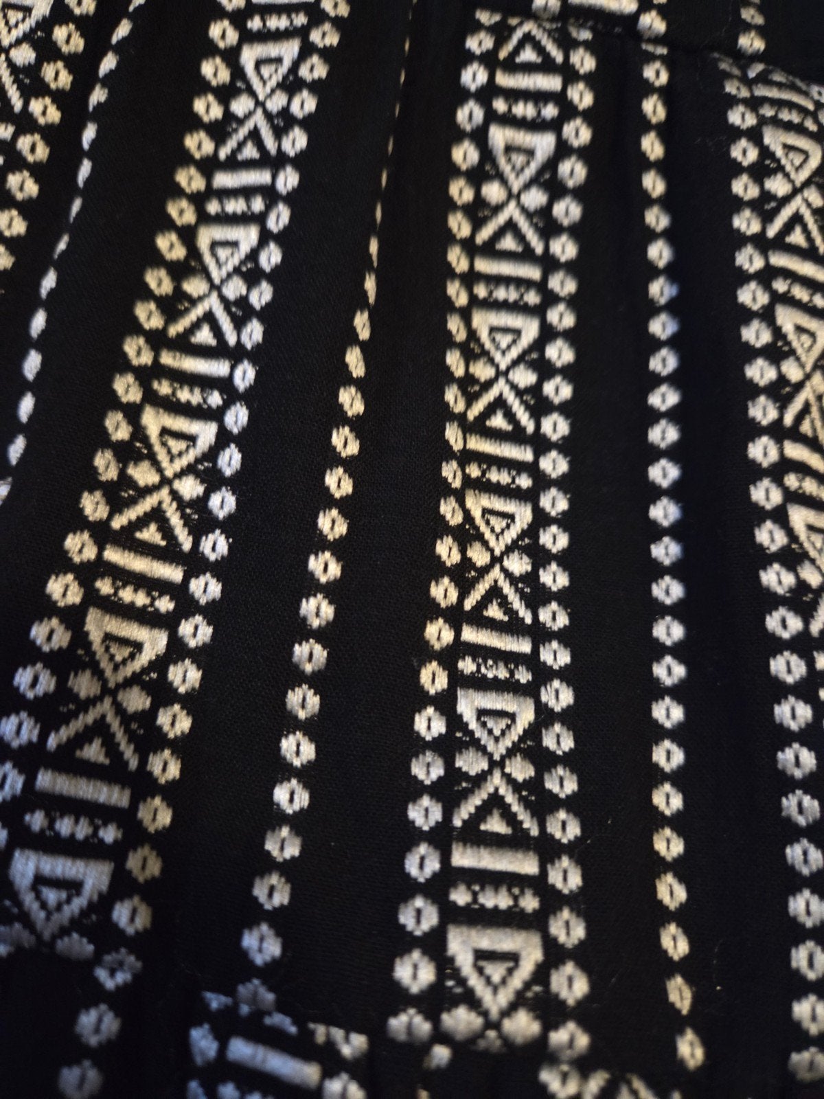 Wijde jurk geborduurd, Kleding | Dames, Jurken, Zwart, Ophalen of Verzenden, Maat 34 (XS) of kleiner, Onder de knie