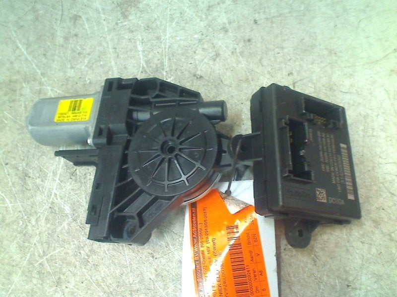Motor Raammechaniek Links Voor V60 Cross Country I (FZ) 2015, Gebruikt, Siegburger Straße 229, Köln 50679, , Duitsland, Info@volvocars.com