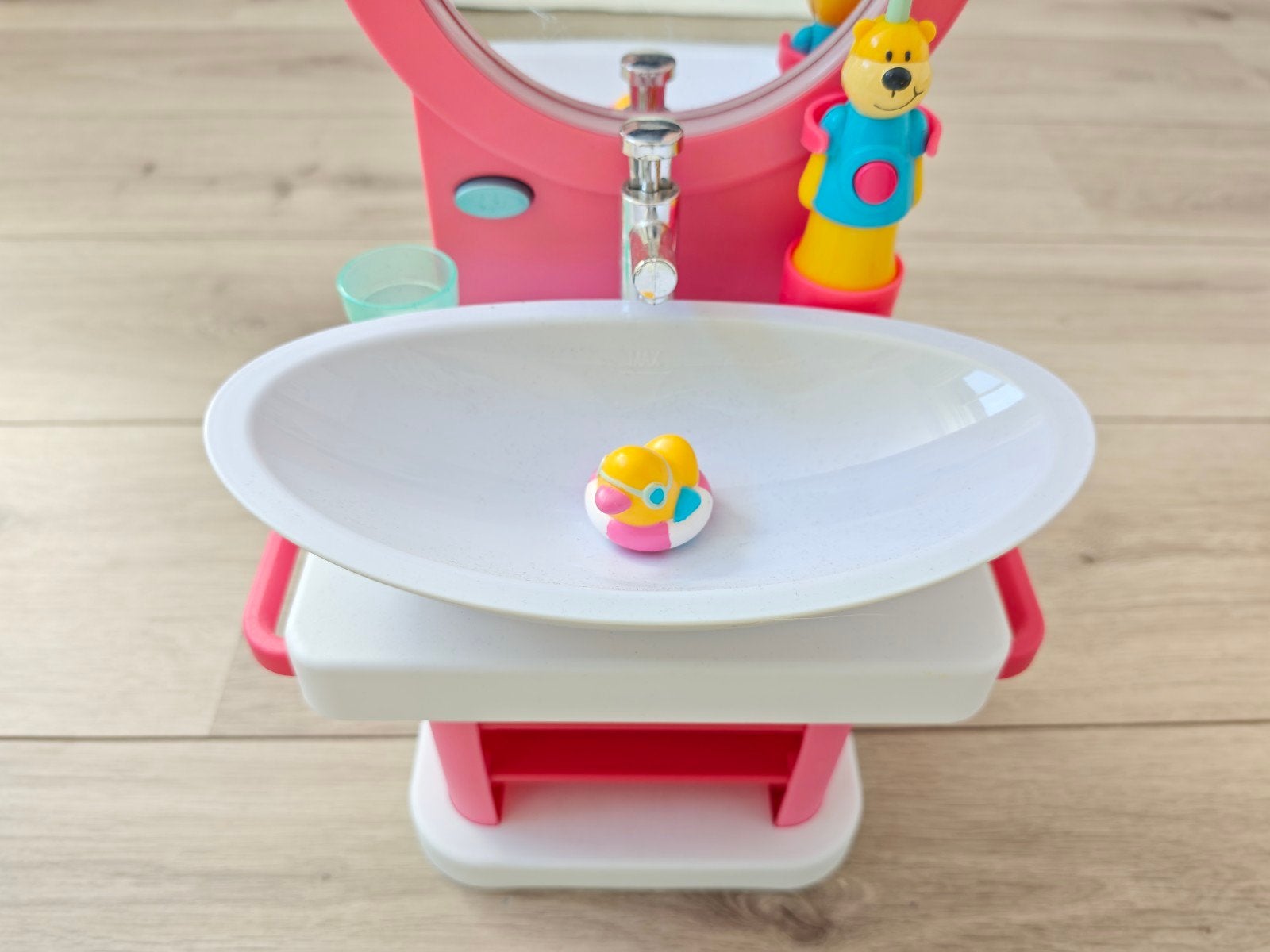 Baby Born wastafel met spiegel en accessoires, Ophalen of Verzenden, Gebruikt, Overige typen