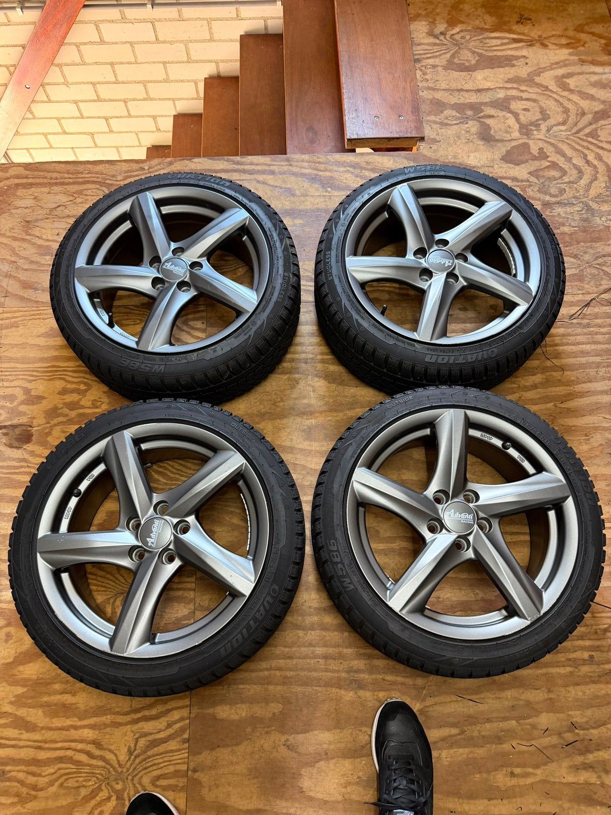 4x Advanti NEPA DARK (ADV10) MATT GUNMETAL met winterband, Auto-onderdelen, Banden en Velgen, Ophalen, Winterbanden, Banden en Velgen