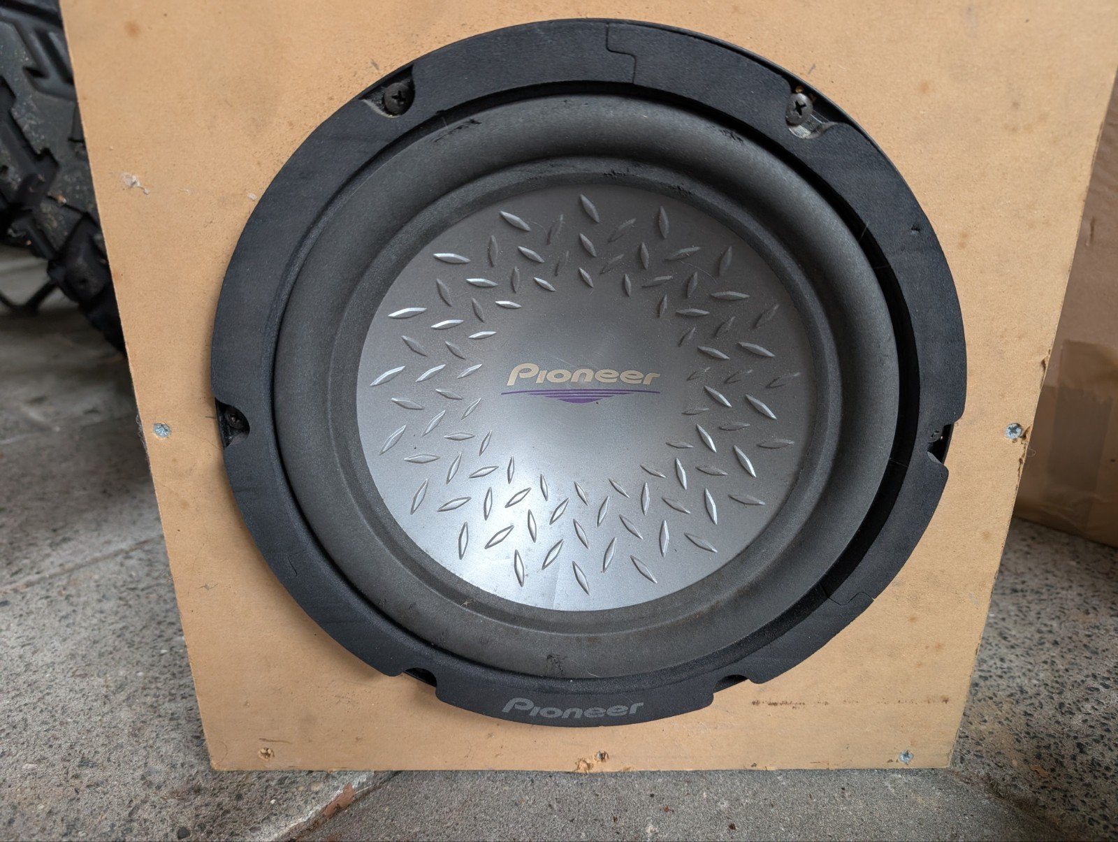 Pioneer Subwoofer TSW253F met Necom Versterker en kabels, Ophalen of Verzenden