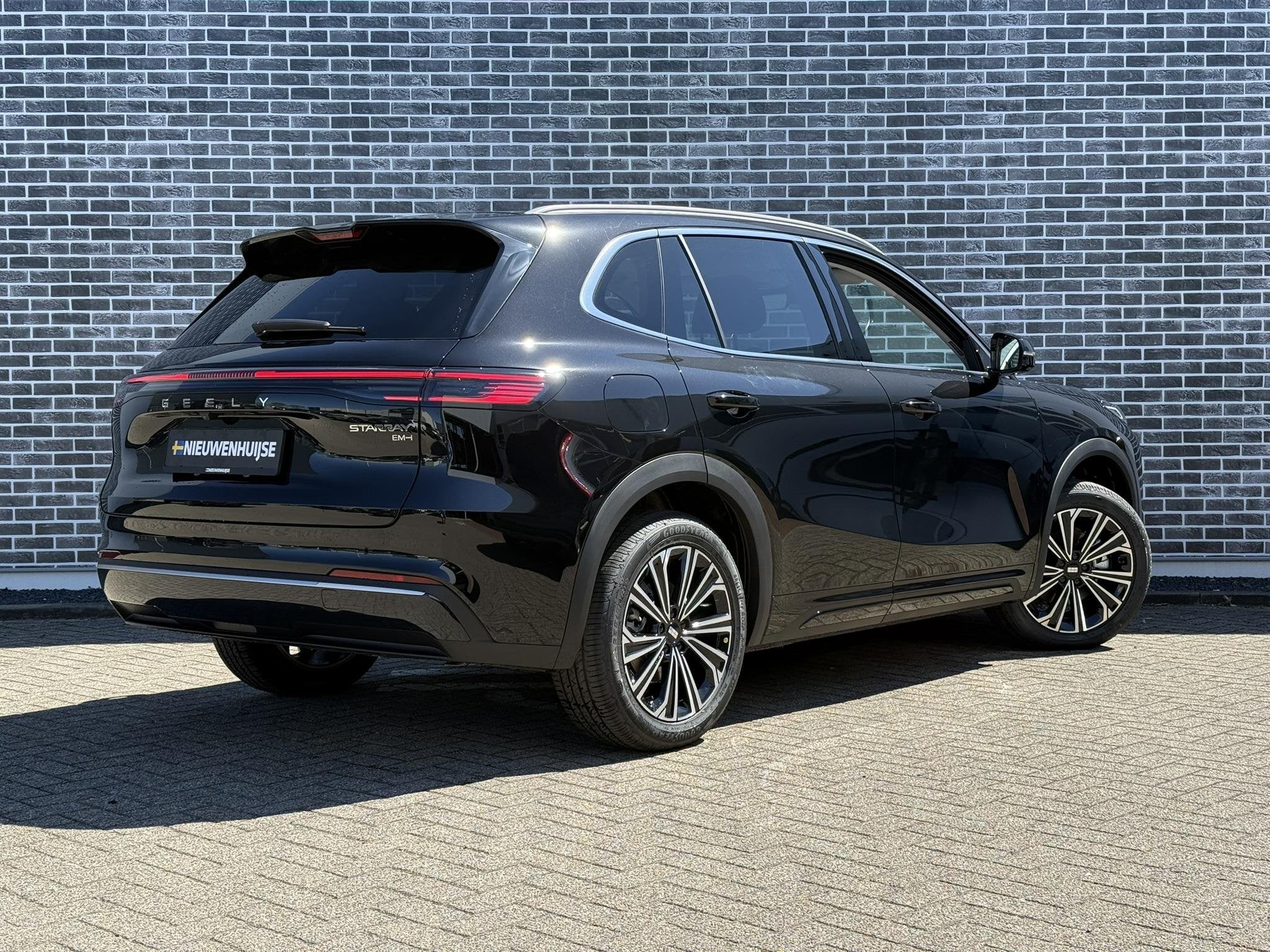Geely Starray EM-i 1.5 Max+ | 136km Elektrisch bereik | Verw, Auto's, 12 maanden, Euro 6, 4 cilinders, Lichtsensor