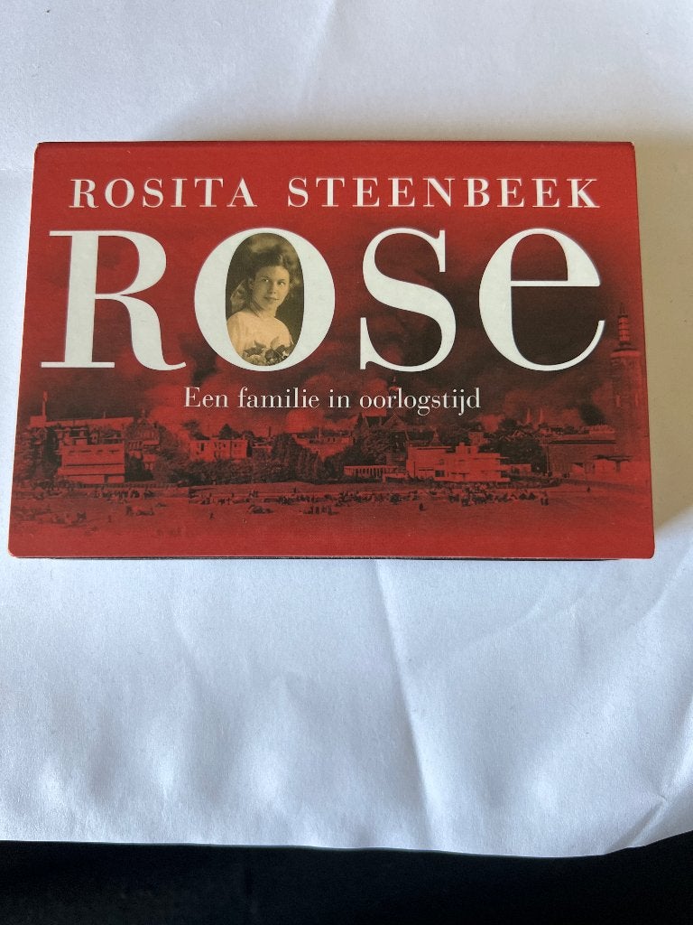 Rosita Steenbeek – Rose Dwarsligger 331, Ophalen of Verzenden, Zo goed als nieuw, Rosita Steenbeek