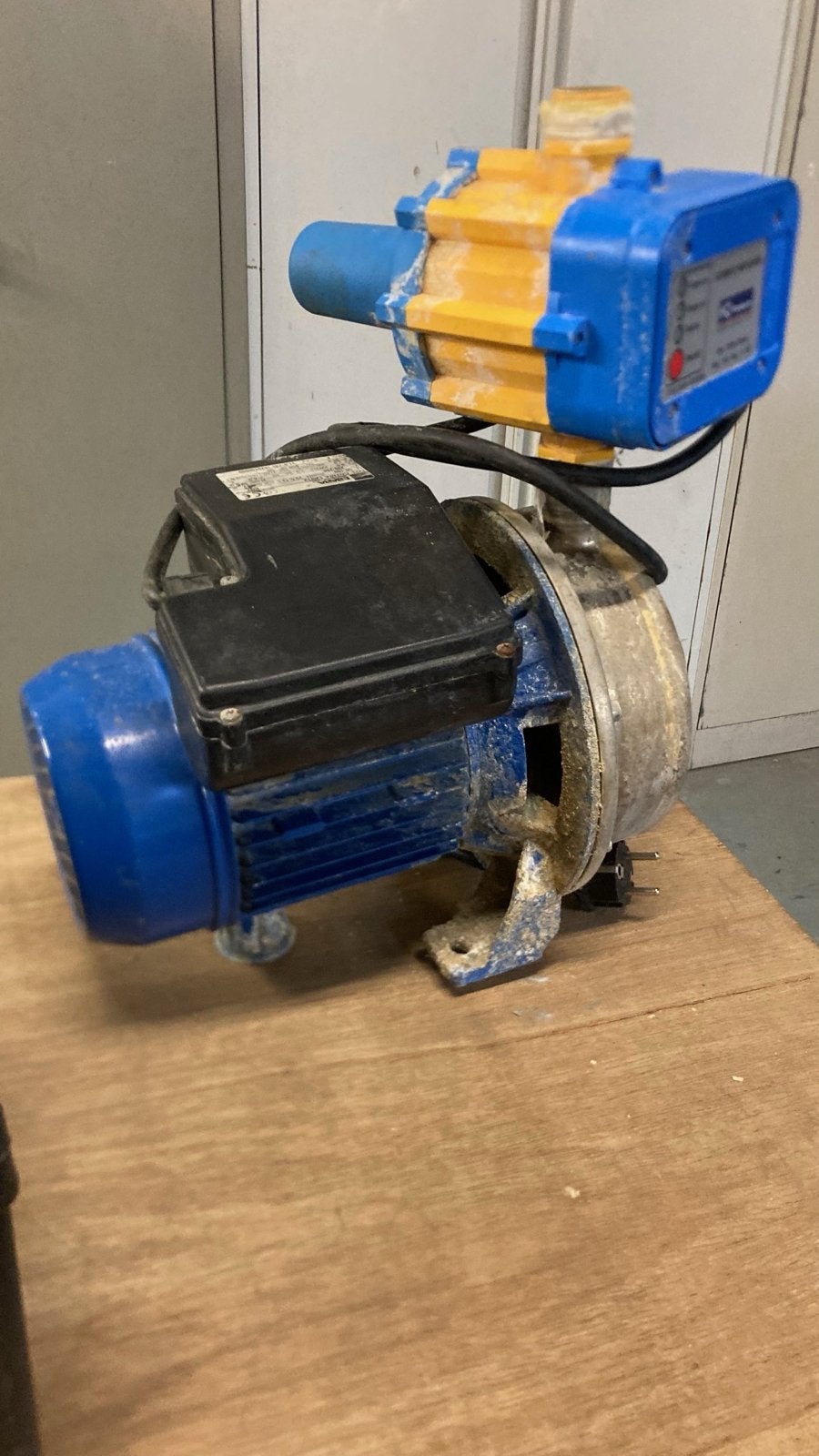 Ebara CDXM/A 120/12 Waterpomp met Automatische Regeling, Ophalen