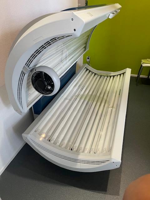 GRATIS zonnebank ophalen, Witgoed en Apparatuur, Zonnebanken en Gezichtsbruiners, Gebruikt, Zonnebank dubbelzijdig, 15 lampen of meer