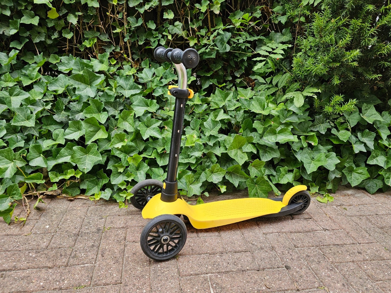 Decathlon step, verstelbaar, zeer goede staat, Ophalen of Verzenden, Zo goed als nieuw, Gewone step, Decathlon