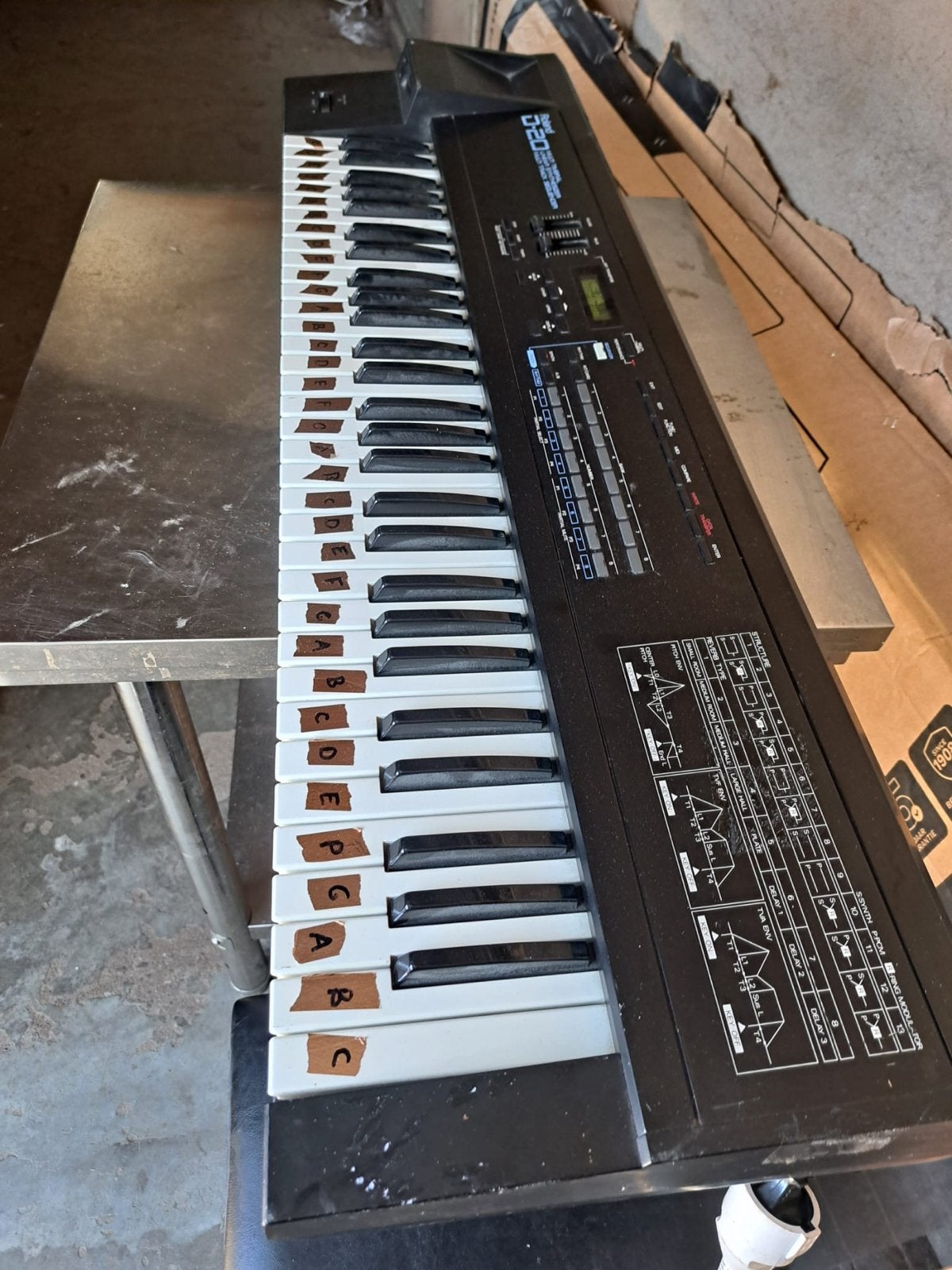 Roland D-20 Synthesizer - Vintage Digitale Piano, Roland, Midi-aansluiting, Ophalen of Verzenden, 61 toetsen