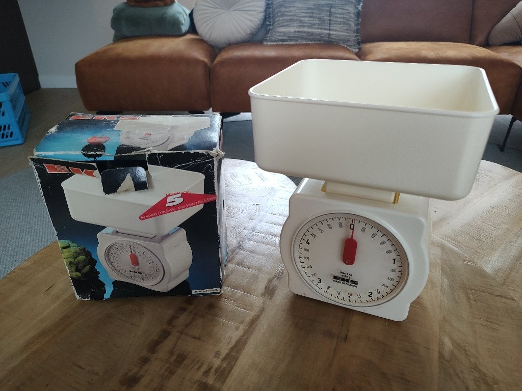 Analoge keuken weegschaal, Ophalen of Verzenden, Gebruikt