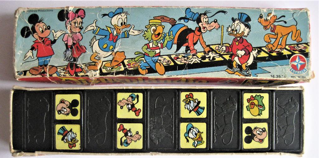 Domino Spel 1068 Disney Gefabriceeerd Door Estrala Brazilië, Antiek en Kunst, Antiek | Speelgoed, Ophalen of Verzenden