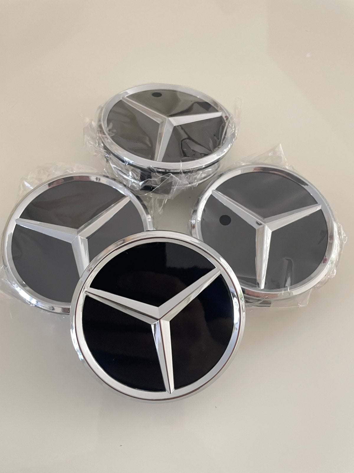Mercedes-benz naafdoppen 75mm nieuw, Auto diversen, Verzenden, Nieuw