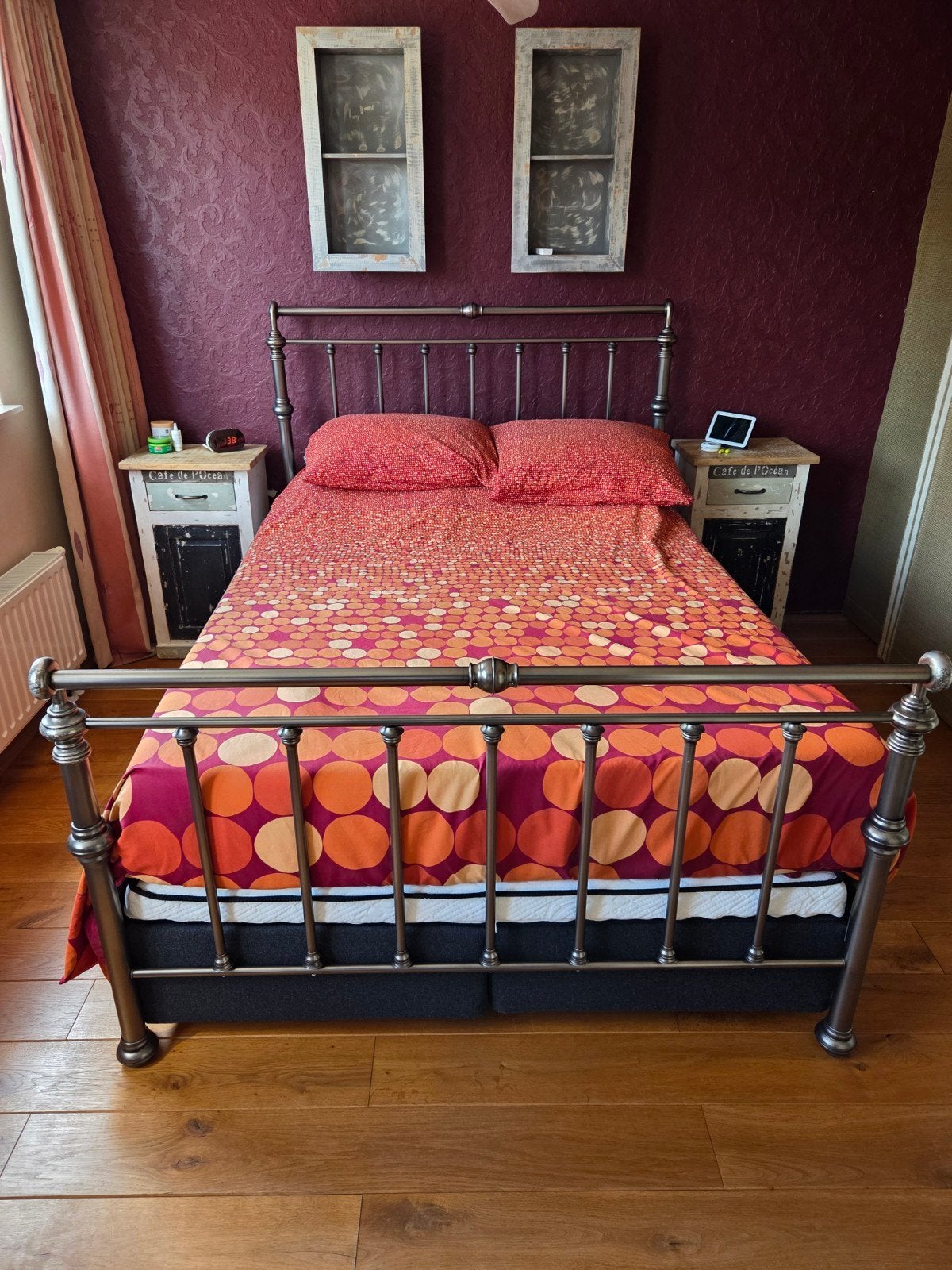 stalen bedframe, Ophalen