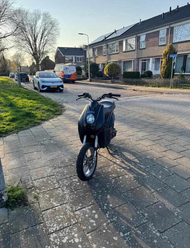 Ludix 50cc AC 2t, Fietsen en Brommers, Scooters | Peugeot, Ophalen