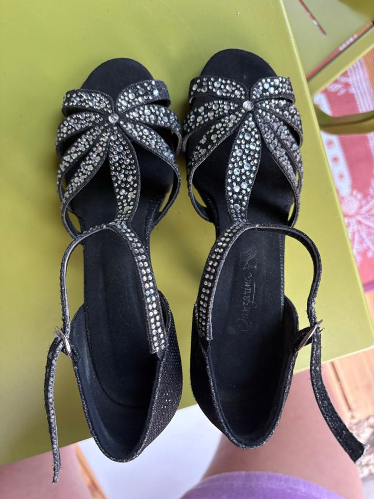 Zwarte Dansschoenen met Strass Steentjes, Ophalen of Verzenden, Zo goed als nieuw, Zwart, Dansschoenen