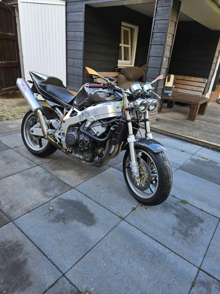 Honda Fireblade Naked Bike 900rr - Unieke Custom Look, Motoren, Motoren | Honda, Sportuitlaat, 4 cilinders, Gebruikt, Particulier